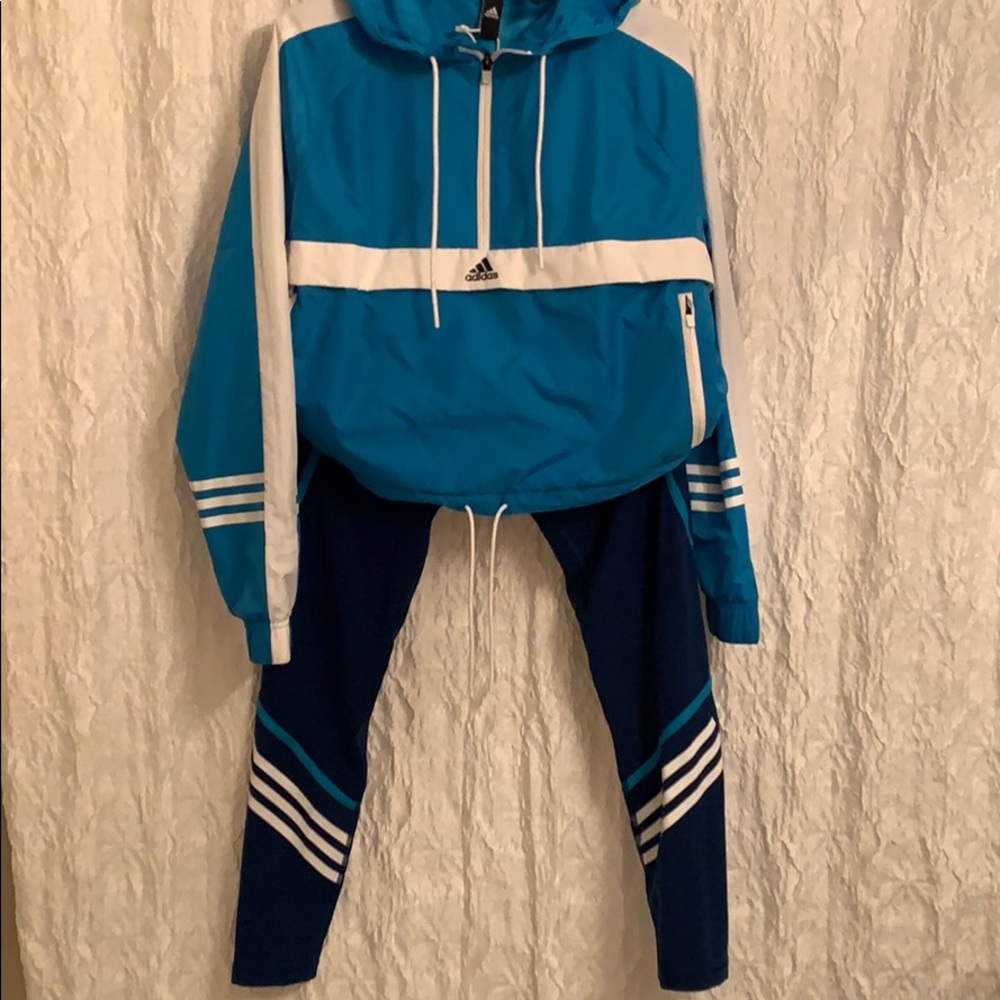 Adidas Half Zipped Cropped Windbreaker Set